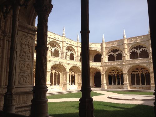 Mosteiro dos Jerônimos Arquitetura interna do Mosteiro dos Jerônimos