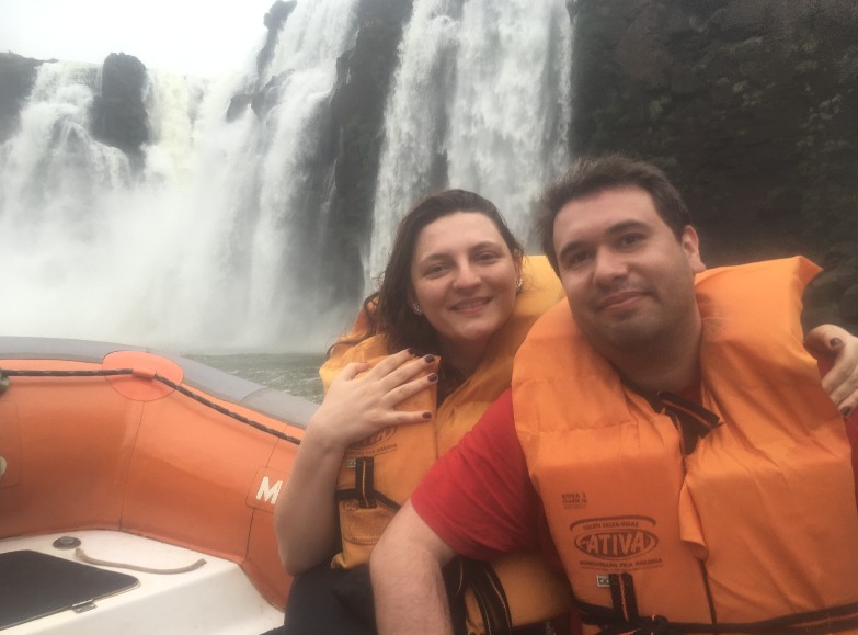 Turistas perto das Cataratas do Iguaçu