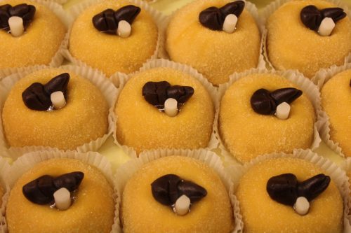 Polenta e Osei Doce Polenta e Osei, típico de Bérgamo