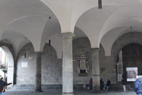 Palazzo della Ragione Arcos no teto do Palazzo della Ragione