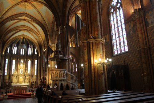 Igreja Matthias Arquitetura da parte interna da Igreja Matthias