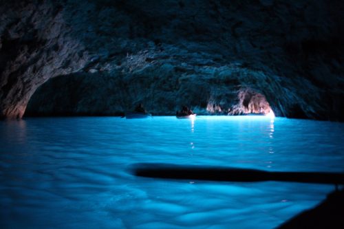 Gruta Azul Intensidade do mar na Gruta Azul