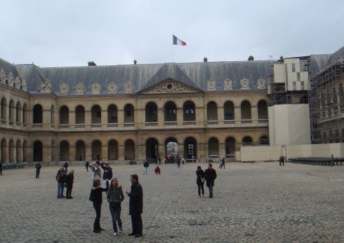 Museu des Invalides Turistas no Museu des Invalides