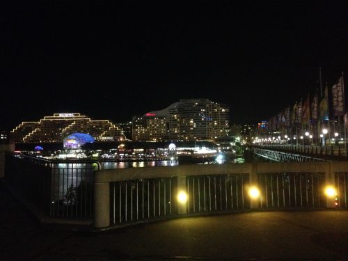 Darling Harbour Região da Darling Harbour iluminada