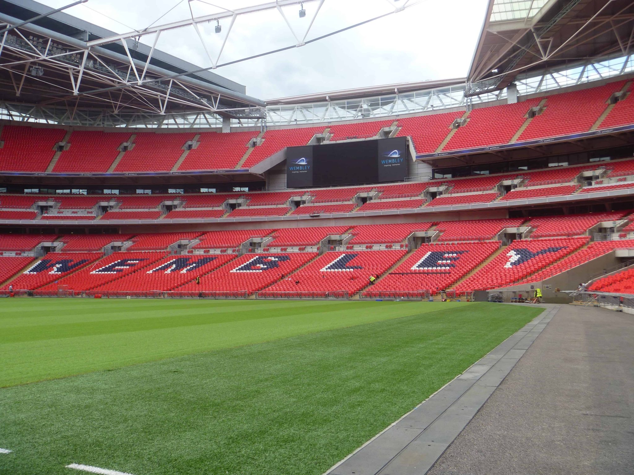 Arquibancadas vazias do estádio de Wembley Arquibancadas vazias do estádio de Wembley
