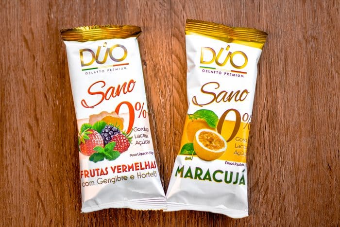 Duo Gelatto dois sorvetes de frutas com embalagem