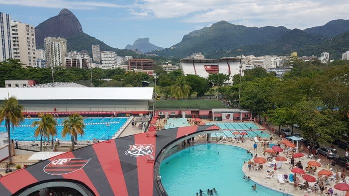 Piscina do Flamengo com pessoas Piscina do Flamengo com pessoas