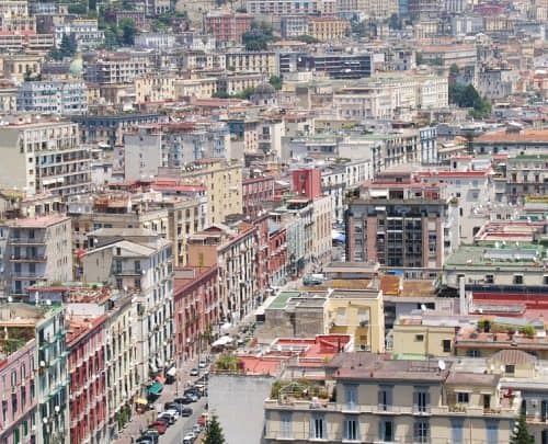 Como é Napoles cidade do sul da Itália