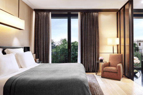 Onde se hospedar em Milão Onde se hospedar em Milão, Bulgari hotel Milan