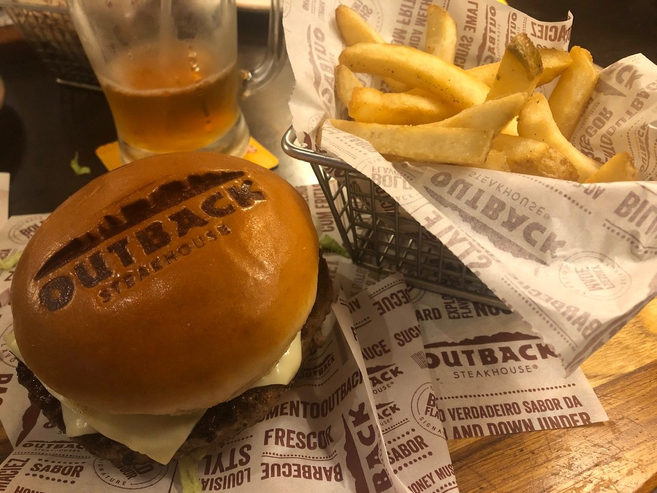 Onde comer hambúrguer em Itupeva Lanche do Outback