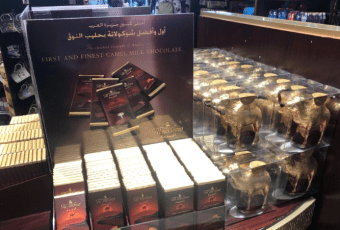 Chocolate com leite de camela: souvenir de luxo de Dubai