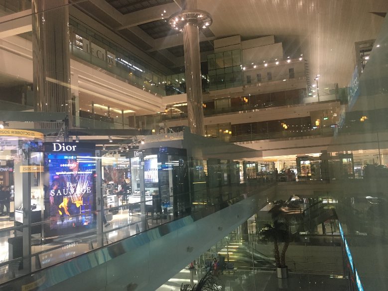 Aeroporto de Dubai pátio do terminal A