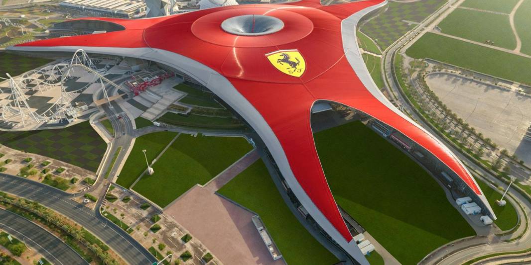 foto do Ferrari World foto do Ferrari World