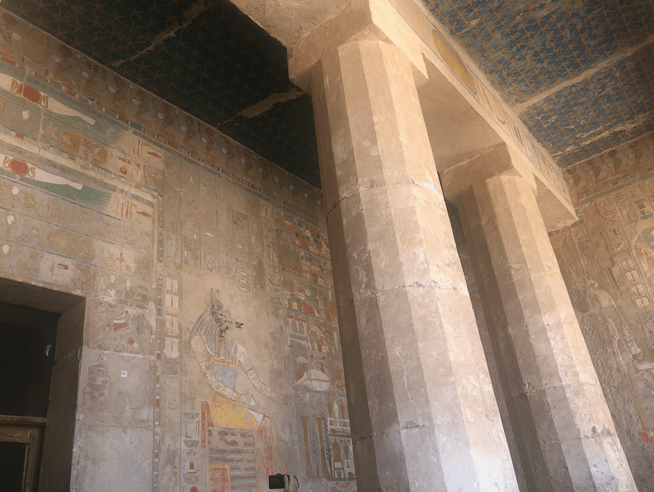 Interior do Templo de Hatshepsut