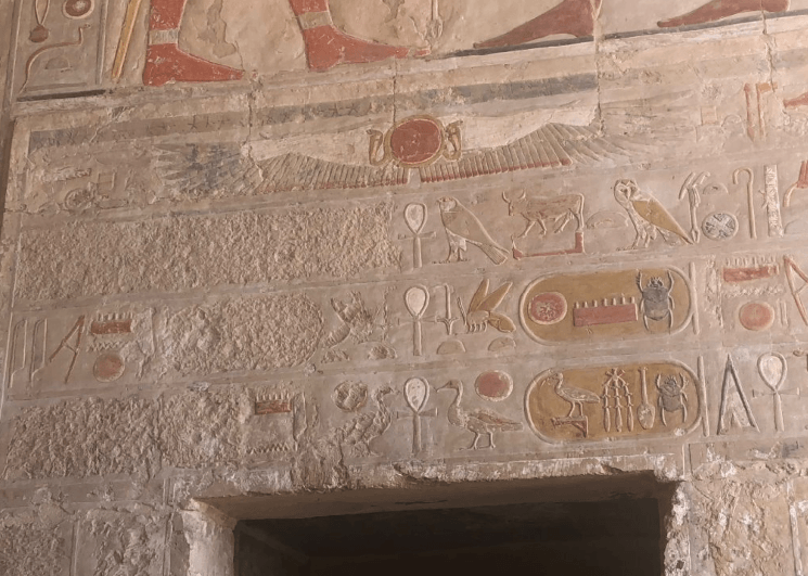 Vestígios do Templo de Hatshepsut