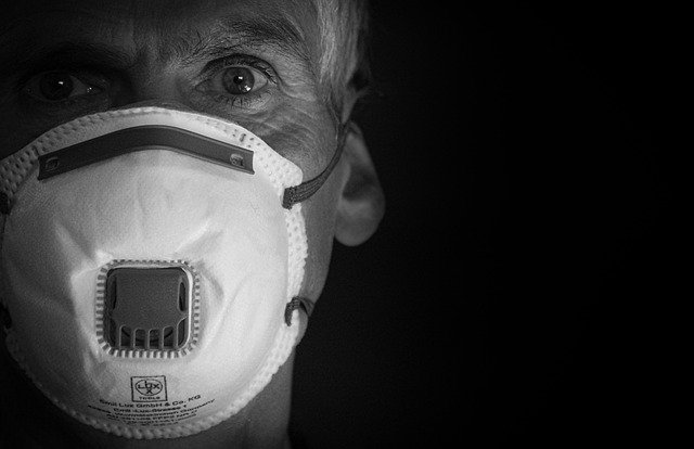 Máscara hospitalar antes e depois do coronavírus máscara