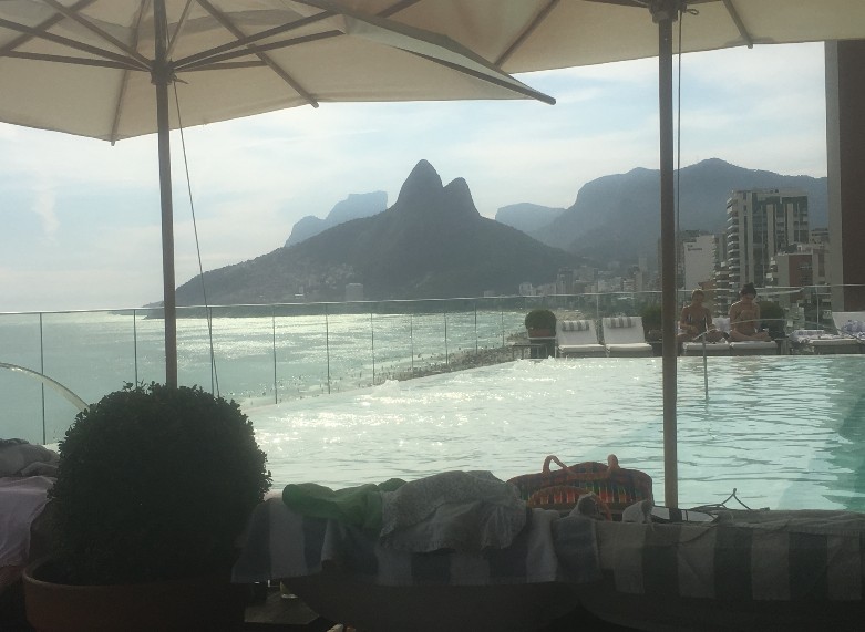 Piscina do hotel Fasano no Rio de Janeiro Piscina do hotel Fasano no Rio de Janeiro