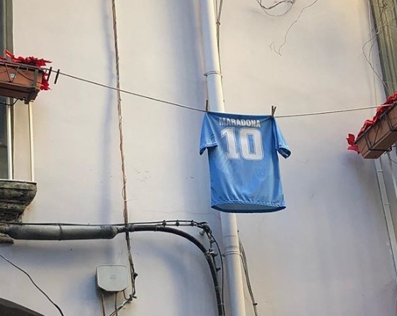 Camisa Maradona em Nápoles