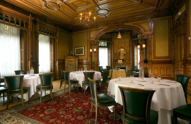 Como é o restaurante do hotel Le Mount Stephen de Montreal Resturante do Hotel Le Mount Stephen de Montreal