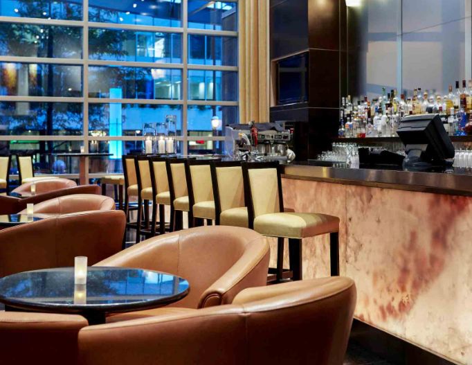 Bar do hotel Sofitel do canada Bar do hotel Sofitel do canada