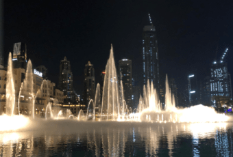 Dubai e Abu Dhabi Deluxe: Modernidade, Experiências Exclusivas e Conforto Absoluto
