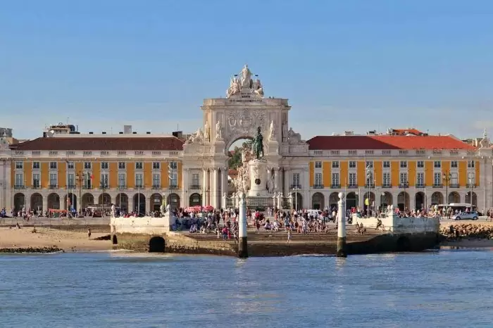 Praça do Comércio, em Lisboa Praça do Comércio, em Lisboa