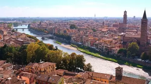 Como é a cidade de Verona