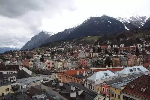 Paisagem de Innsbruck no inverno Vista panorâmica de Innsbruck no inverno