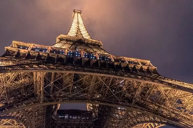 Torre Eiffel de noite Torre Eiffel de noite